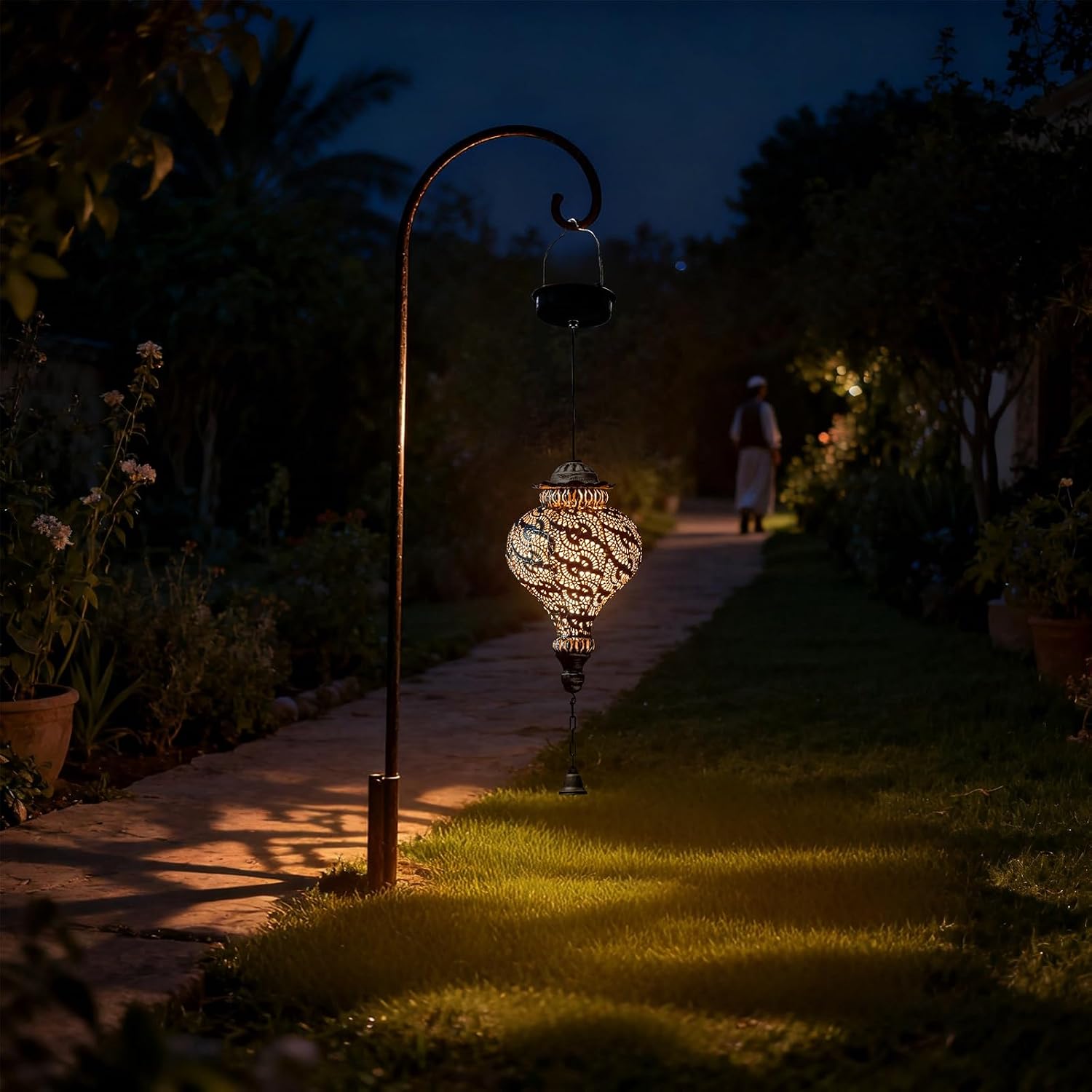 Solar Lanterns Outdoor Waterproof, Hanging Solar Lights for Outside, Metal LED Decorative Lanterns Garden Decor Gifts for Women (Eyes)