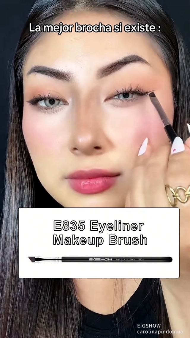 Amazon | EIGSHOW アイライナーブラシ極細 メイクブラシ 化粧筆 アイ