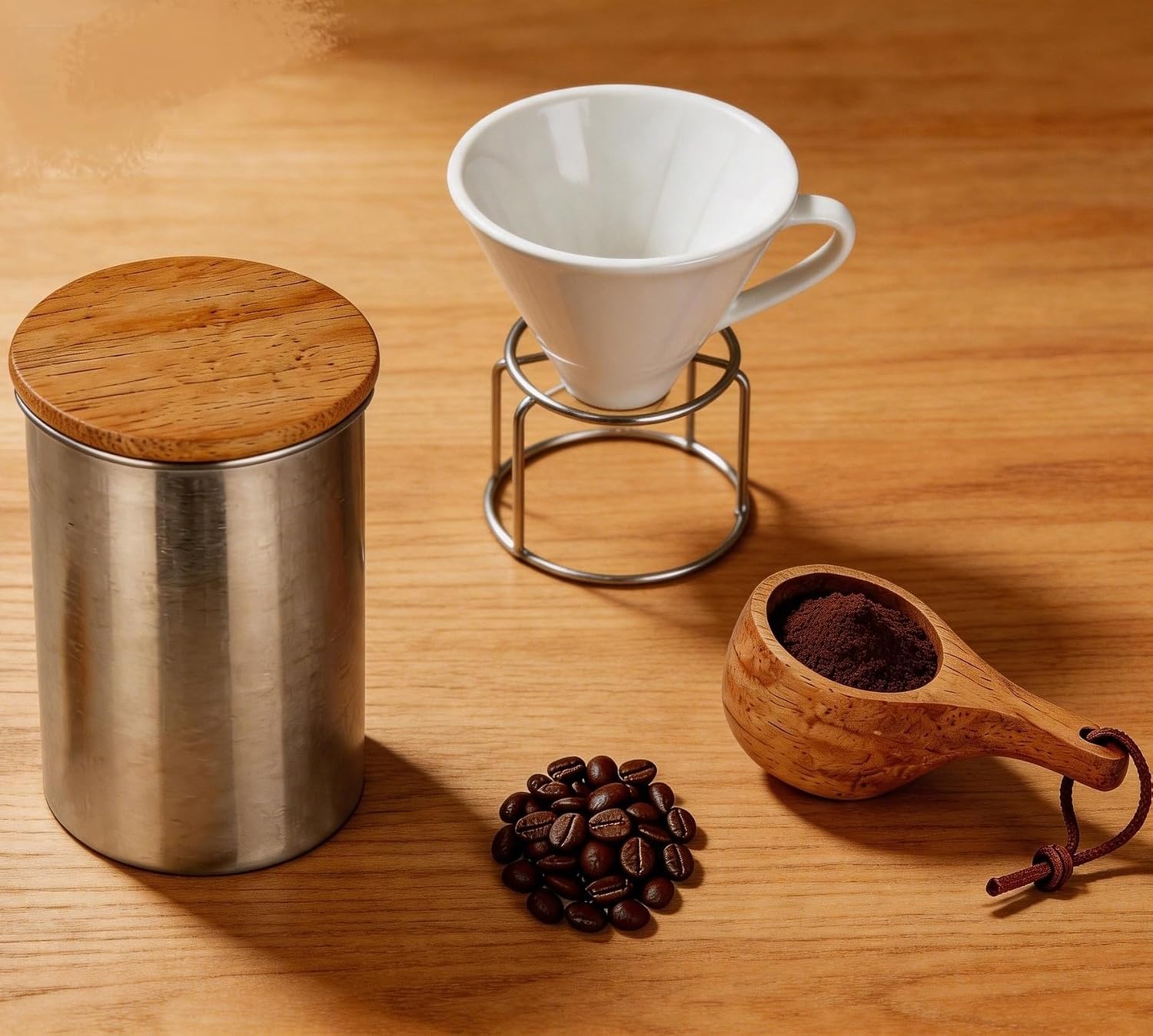 Airtight Coffee Canister,15.8oz Coffee Storage Container with Scoop