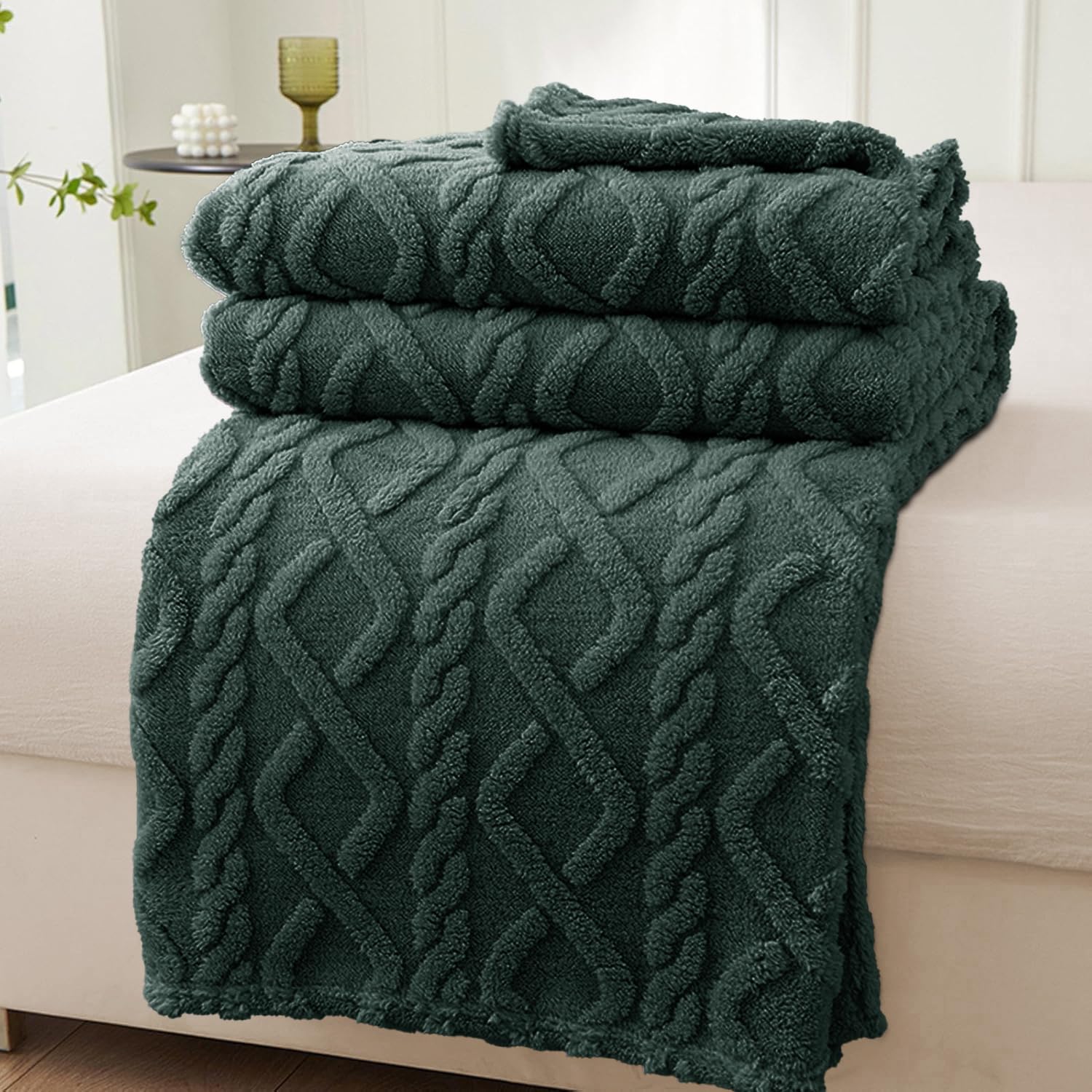 SANMARINO Luxury Coral Flannel Blanket for Double Bed | Ultra-Soft & Plush, 300 GSM Premium AC Comforter for All Seasons (86×88 Inches / 218×224 cm, 1500 g)-image-49