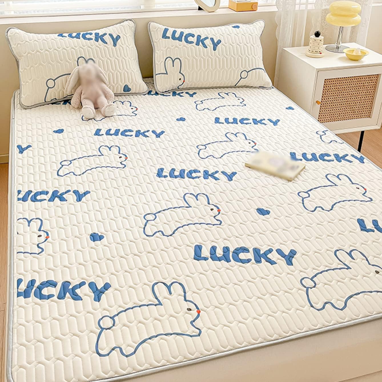 Bed Pad Queen Size Spring/Summer Use Smooth Sweat Absorbing Pad Sweat Absorbing Pad Style M20 Bed Pad Soft Easy to Install (Style M26 180 x 200cm*S)