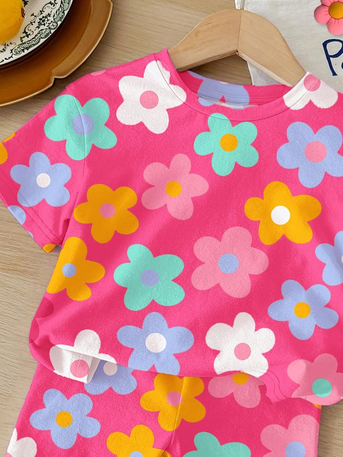 Floerns Toddler Girl's 2 Piece Cute Outfit Short Sleeve Floral T Shirts with Shorts Set