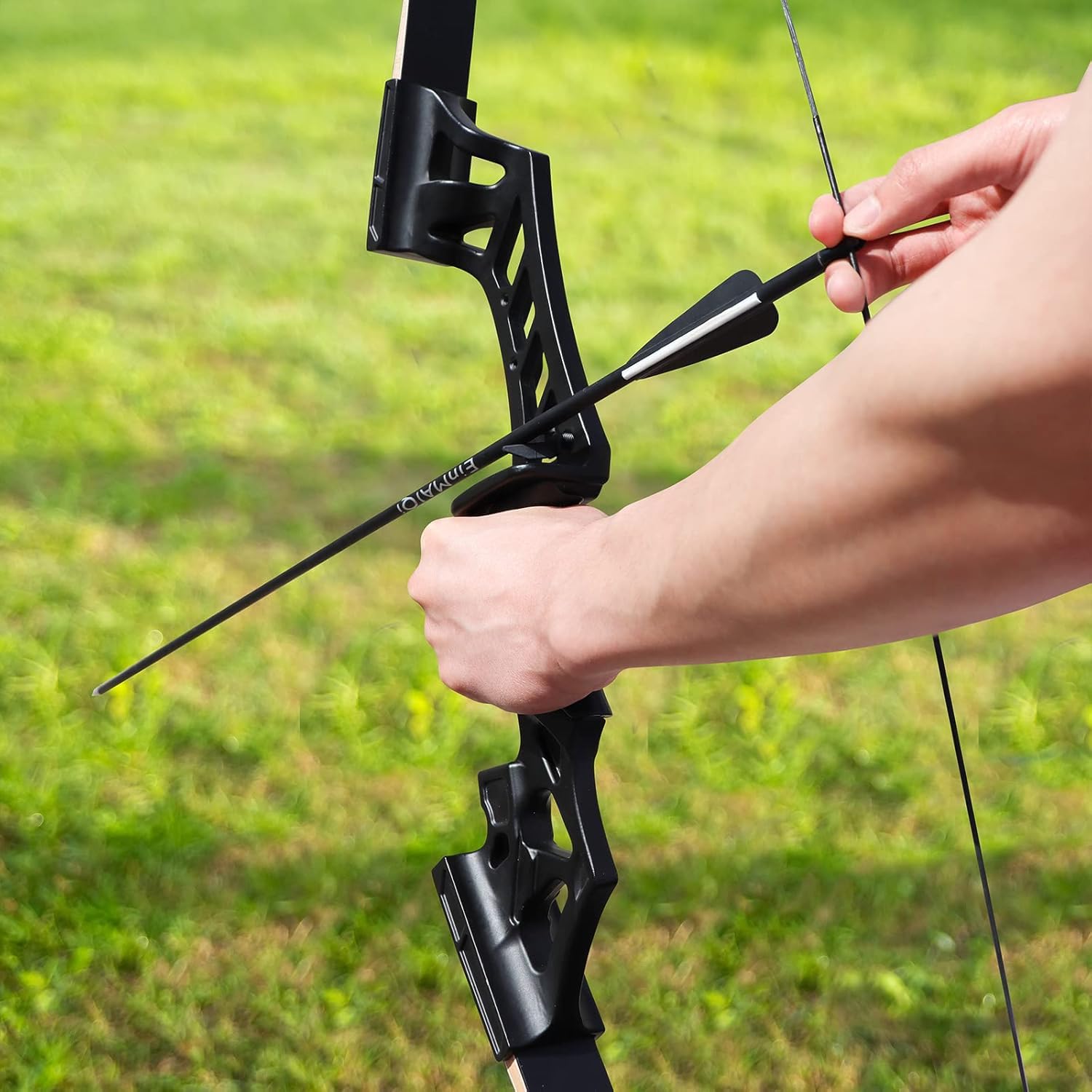 57" Recurvebogen Pfeil und Bogen Set für Erwachsene Rechte Hand 30-60LBS Jagd Longbow Set für Die Jagdpraxis Outdoor-Sportarten
