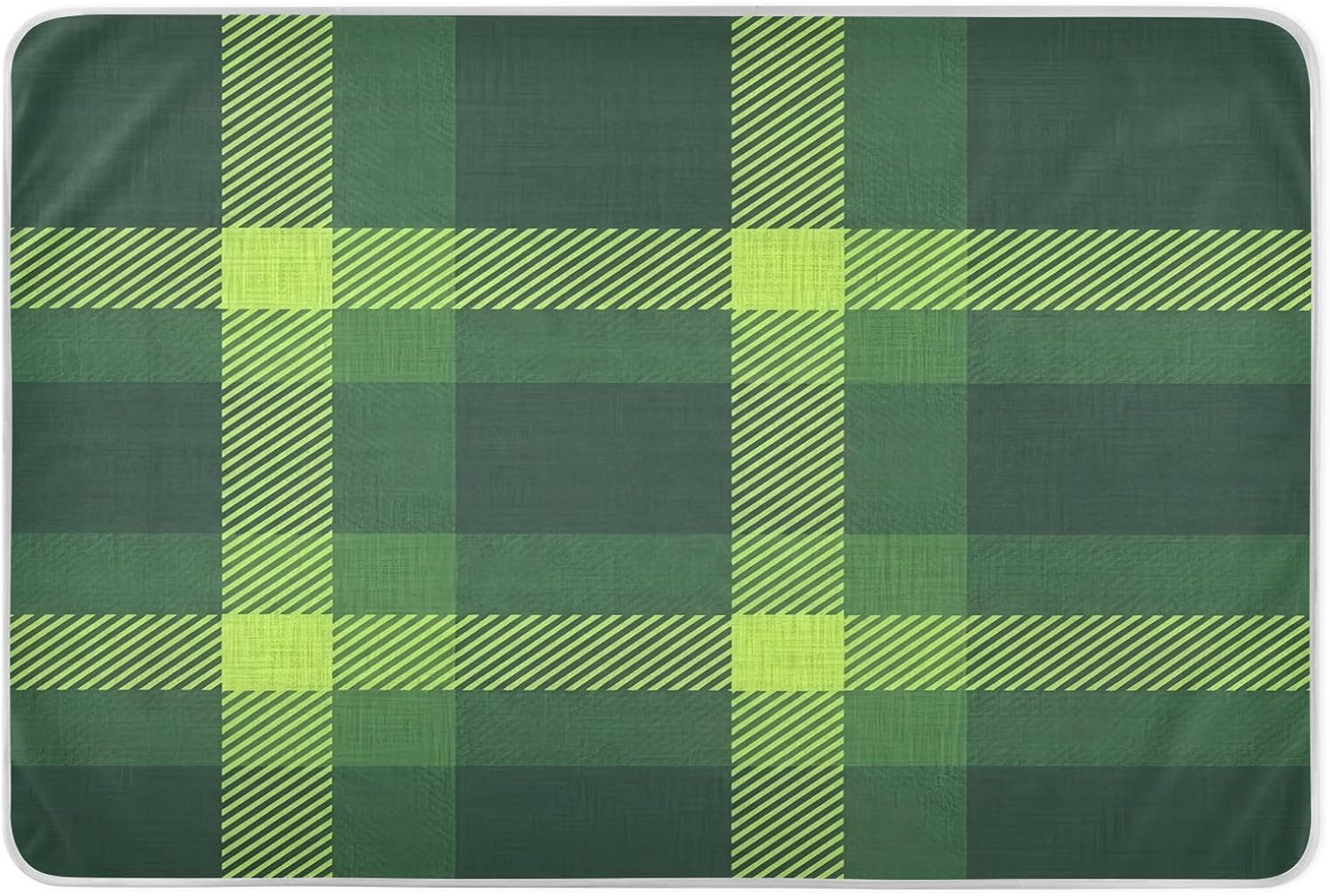 CEBUGI 34” x 52”Washable Underpads Heavy Absorbency Waterproof Incontinence Bed Pads Green Plaid Pee Pads for Adults Kids and Baby