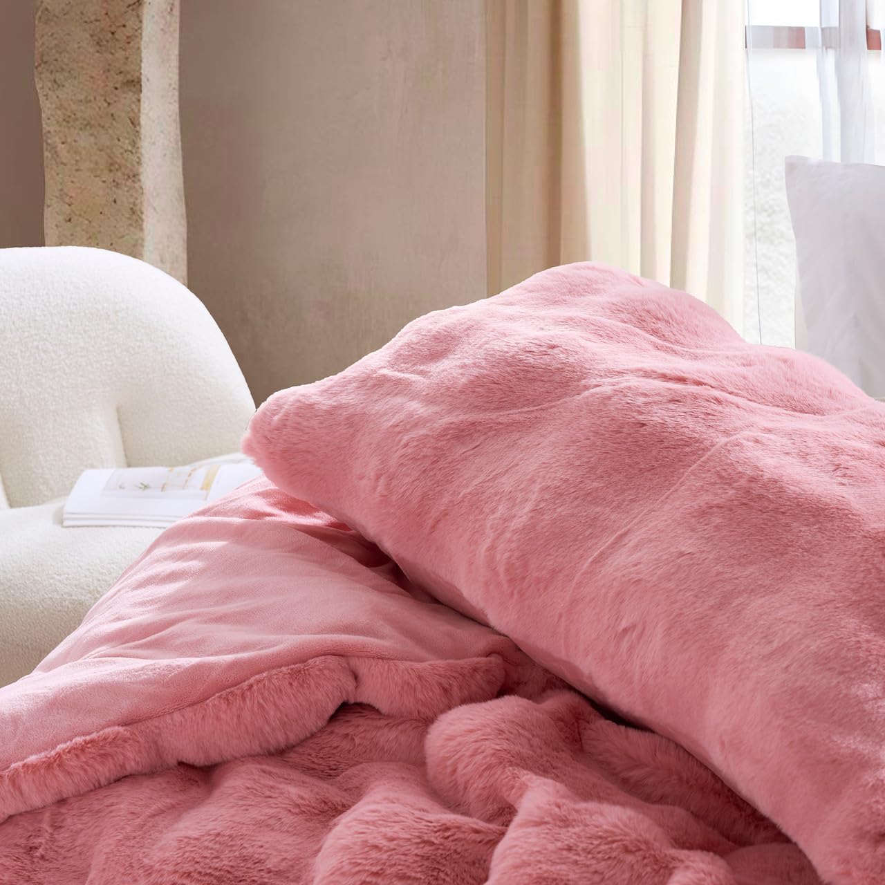 Coma Inducer Snowball Giant Oversized Queen Comforter Set - Bubblegum