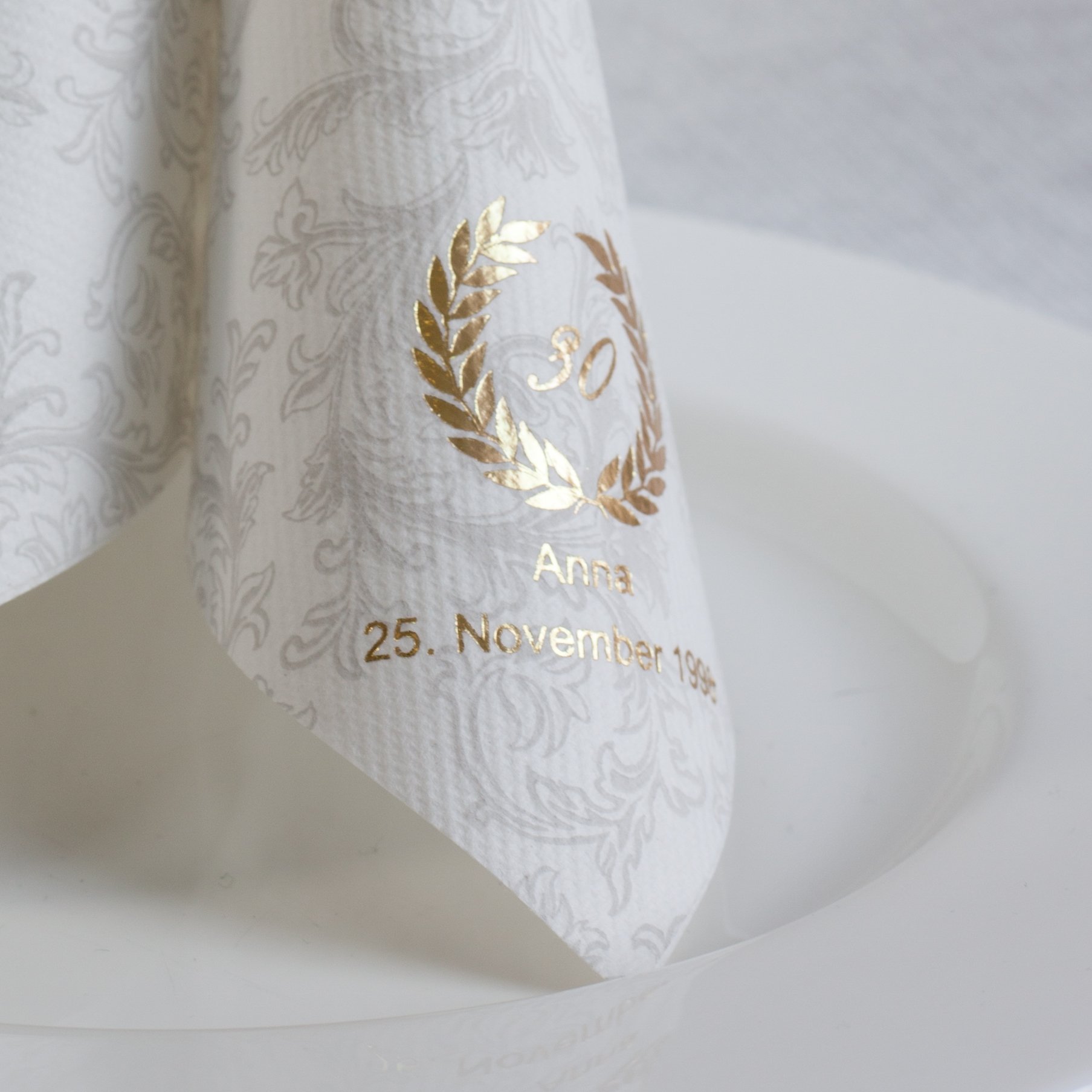 50 Servietten Airlaid Stoffähnlich – 40x40 Cm, 1/4-Falz, Ornaments Gold Creme, Für Hochzeiten & Feiern