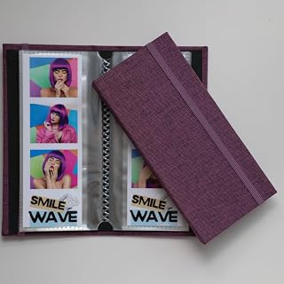 Photo Booth 포토 앨범 - 결혼식 또는 파티용 - 5.1 x 15.2cm(2 x 6인치) 사진 홀더의 사이드 슬라이드 - 방명록 및 메모리 기념품 - 밴드가 있는 리넨 하드 커버로 포토 부스 사진 인쇄를 안전하게 유지합니다 (에그플랜트 퍼플)