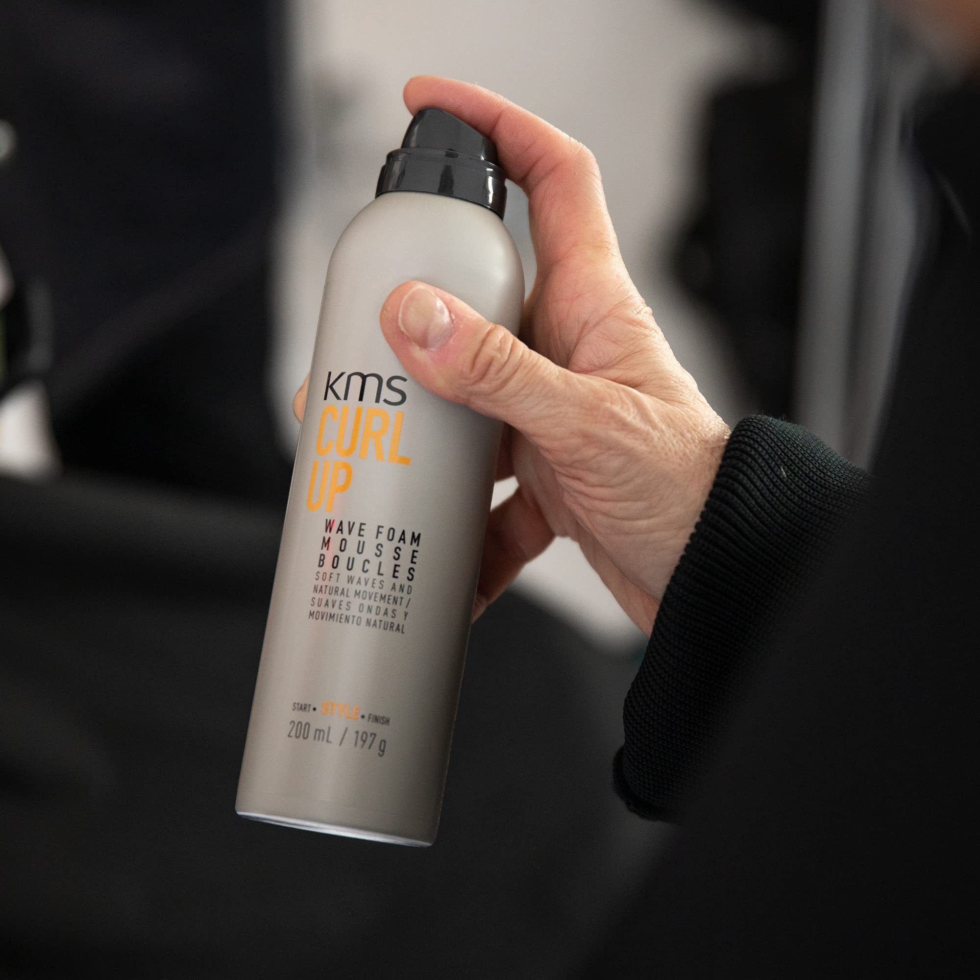 KMS CURLUP, Mousse per capelli ricci e mossi, 200ml