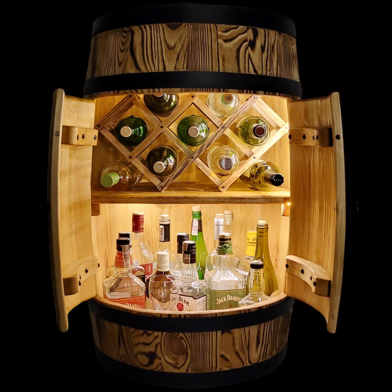weeco Tonneau Bar en Bois avec Porte, Casier à Vin, LED – Meuble Bar Rustique en Fût avec Étagères – Armoire à Alcool, Bar à Bouteille – 82x52cm, Chêne Brûlé