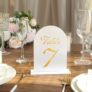 UNIQOOO 10 Pack Acrylic 5x7 White Arch Table Sign for Wedding with Holders, 1/8 in Thick, DIY Blank Arch Sign Sheet Perfect for Decoration, Party,Anniversary, Event, Stand Included