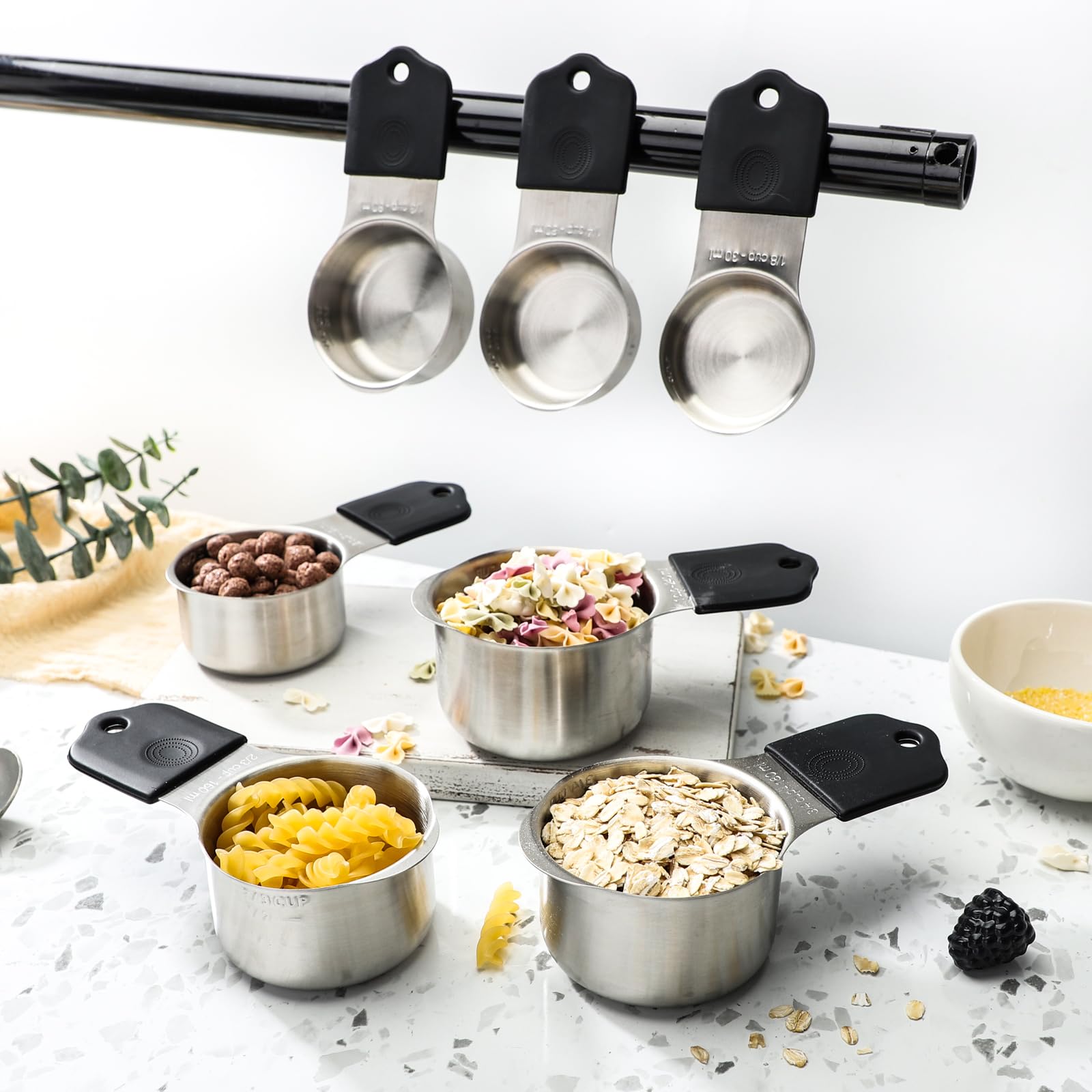 Magnetisches Messbecher- und Löffel-Set, Edelstahl, 7 magnetische Messbecher | Stapelbare, doppelseitige magnetische Messlöffel, 8 Stück, mit Nivellierer für trockene flüssige Zutaten