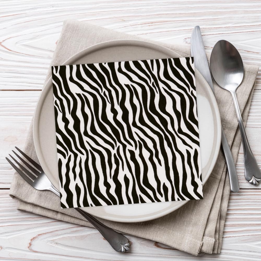 Anniversary House Tovaglioli Di Carta Natalizi Con Gonk, 20 Pezzi 3 Veli, Multicolore 33cm - Perfetti Per La Tavola Delle Feste - 4