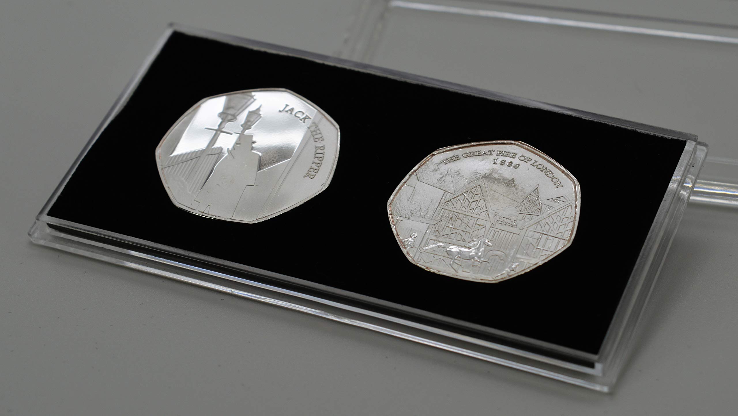 JACK THE RIPPER & THE GREAT FIRE OF LONDON Fine Silver Commemoratives in 50p Coin Display Case. Whitechapel/London