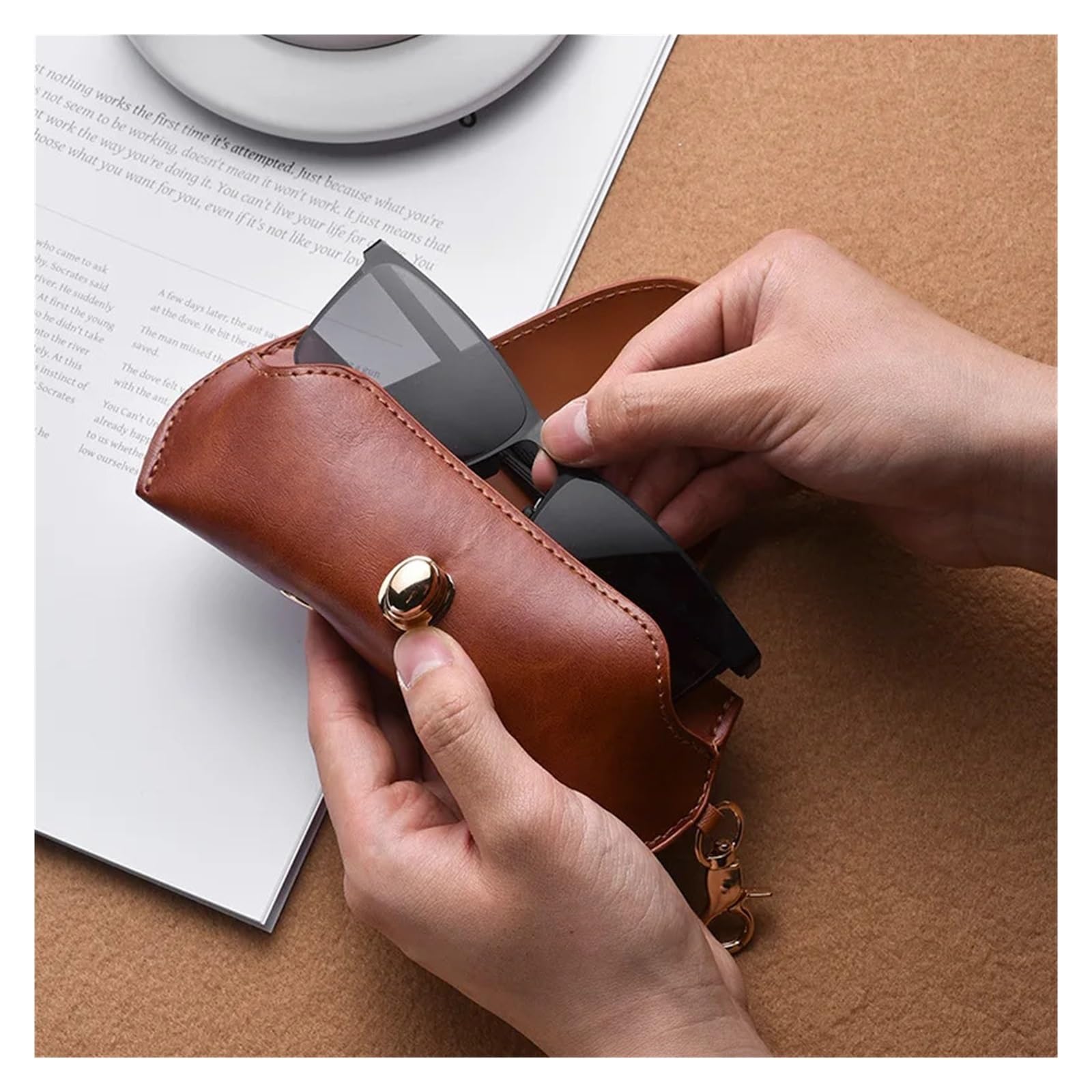 Funda de Gafas Blanda de Cuero Leather Soft Sunglasses Case Hanging Neck Portable Glasses Clip Storage Bag Eyeglasses Accessories