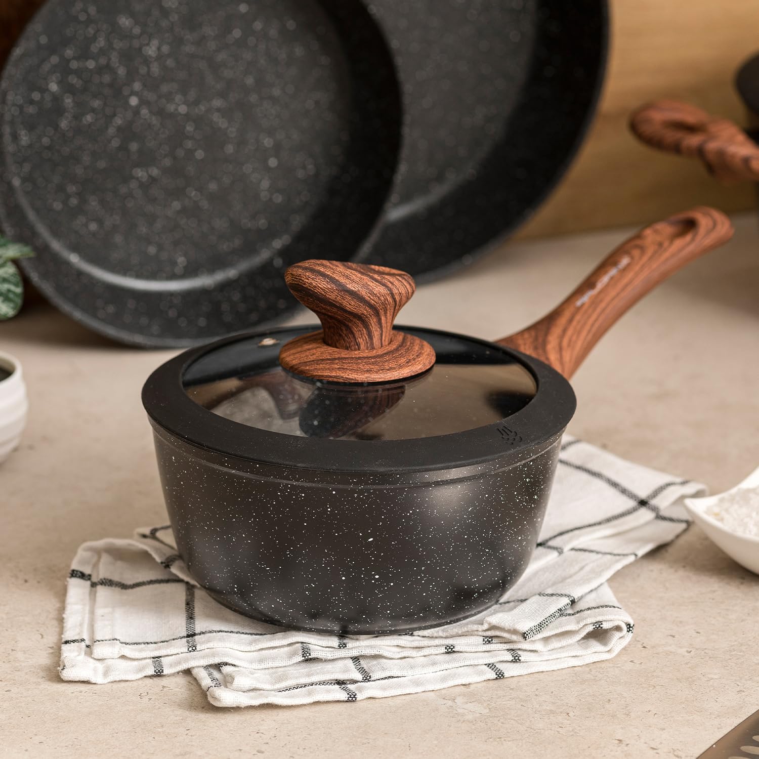 Casseruola Florina Master Black 28cm 6.5L - Antiaderente, Per Induzione, Manici Soft-Touch - Perfetta Per Tutte Le Cucine - Foto 8