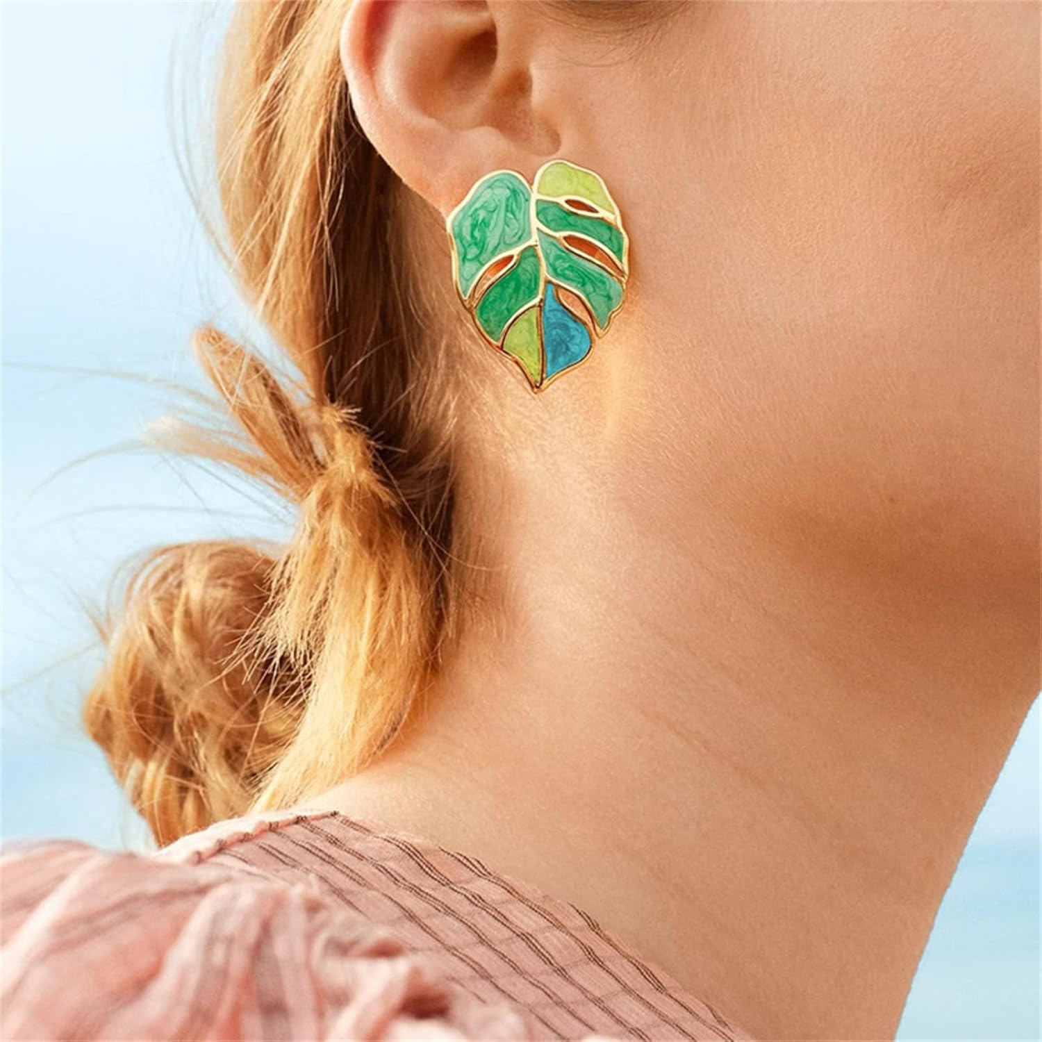 coadipress Bohemian Green Leaf Stud Earrings for Women Lightweight Vintage Green Leaves Earrings Natural Palm Leaf Earrings Monstera Leaves Plant Pendant Earrings Statement Boho Jewelry Gifts - Image 2