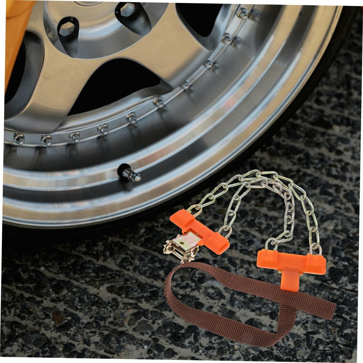Yardwe Anti-skid Snow Chains for Car Tires Iron Winter Wheel Chains Set for Small Cars and Suvs Emergency Traction for Snow and Ice Roads