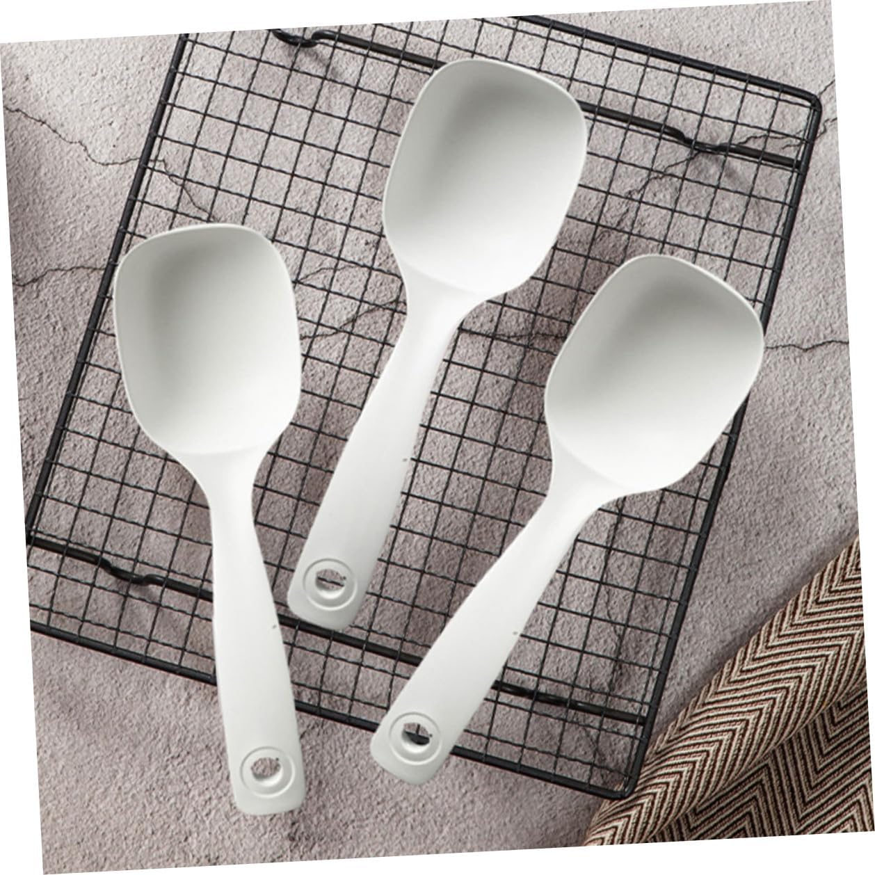 4pcs Long Handle Porridge Ladles Serving Soup Spoons Non-stick Plastic Kitchen Canteen Flatware for Rice Cooker and Dining