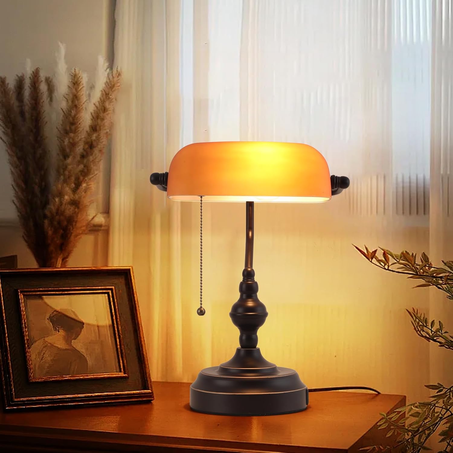 Bankers Desk Lamp with Pull Chain Switch, Vintage Banker's Desk Lamp with USB A and Type C Charging Port, Library Lamp for Office Study Room, Amber Glass Bronze Desk Lamps