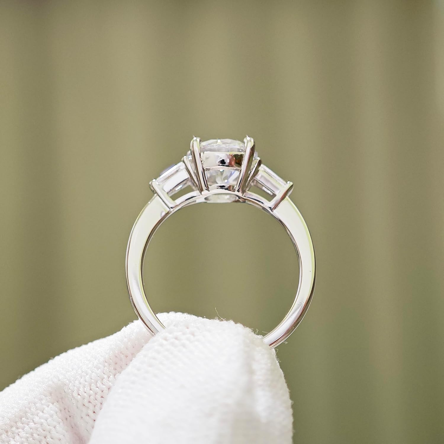 14K White Gold Round Cut Engagement Ring 2CT Round Cut Moissanite Rings 2 Carat 3 Stone Moissanite Engagement Ring for Women - Image 6