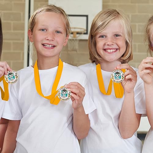 Miniatura 4 de GraduationMall Medalla de graduación de Congrats Kids con cinta para el cuello, medallón de premio de graduación de jardín de infantes y preescolar,