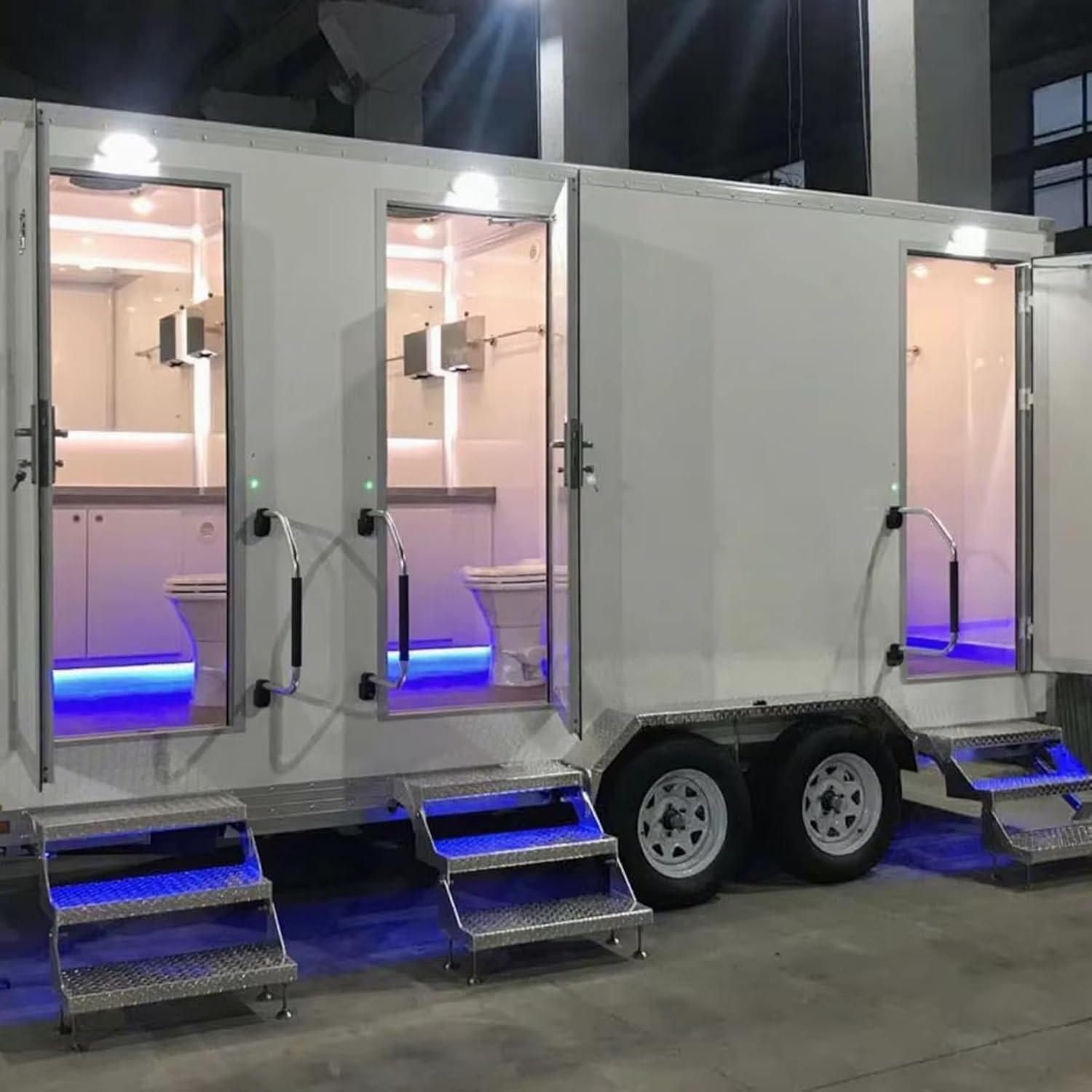 Public Travel Portable Mobile Toilet Trailer with Shower Portable Toilet Mobile Restroom Trailer Toilet for Rv Living Boating Trips Construction Job Sites Beach Outings