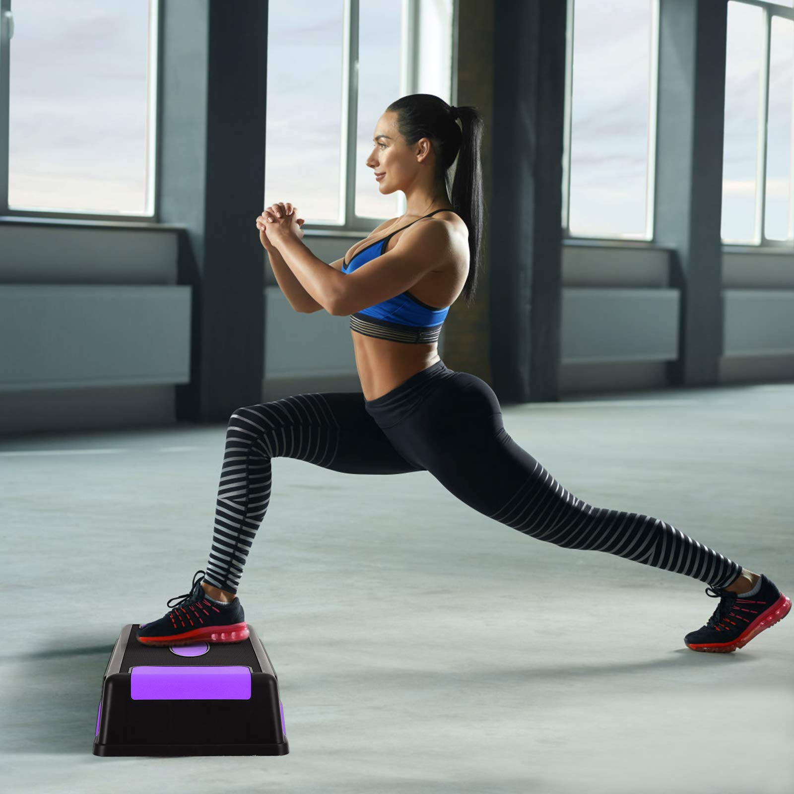 GYMAX Aerobic Stepper höhenverstellbar, Steppbrett mit 3 Stufen 12/17/22cm, Step Bench mit rutschfesten Pads, Trainingsbrett für Zuhause, Büro & Fitnessstudio