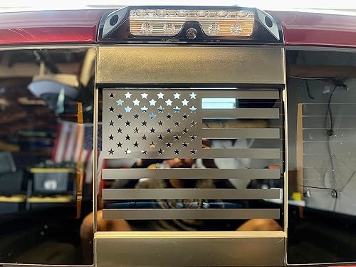 Miniatura 4 de Calcomanías para Dodge Ram 2009-2023 con la bandera estadounidense para ventana trasera central, color negro mate