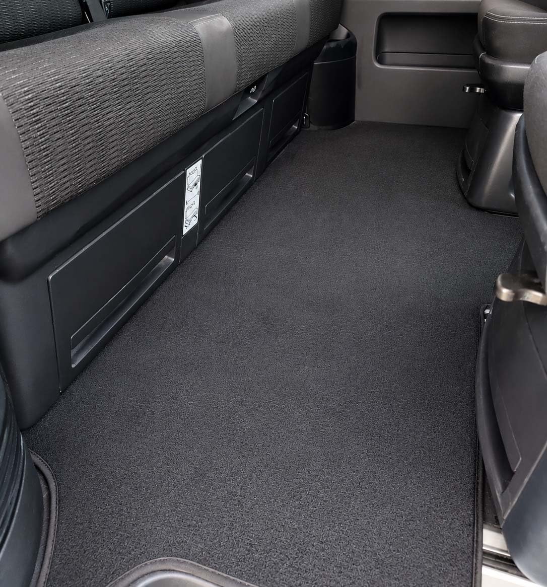 Wycieraczka pasująca do VW T5 T6 Multivan California (siedzenia skręcone), welurowa, matowa, mata do kabiny pasażerskiej, dokładnie dopasowana, antypoślizgowa
