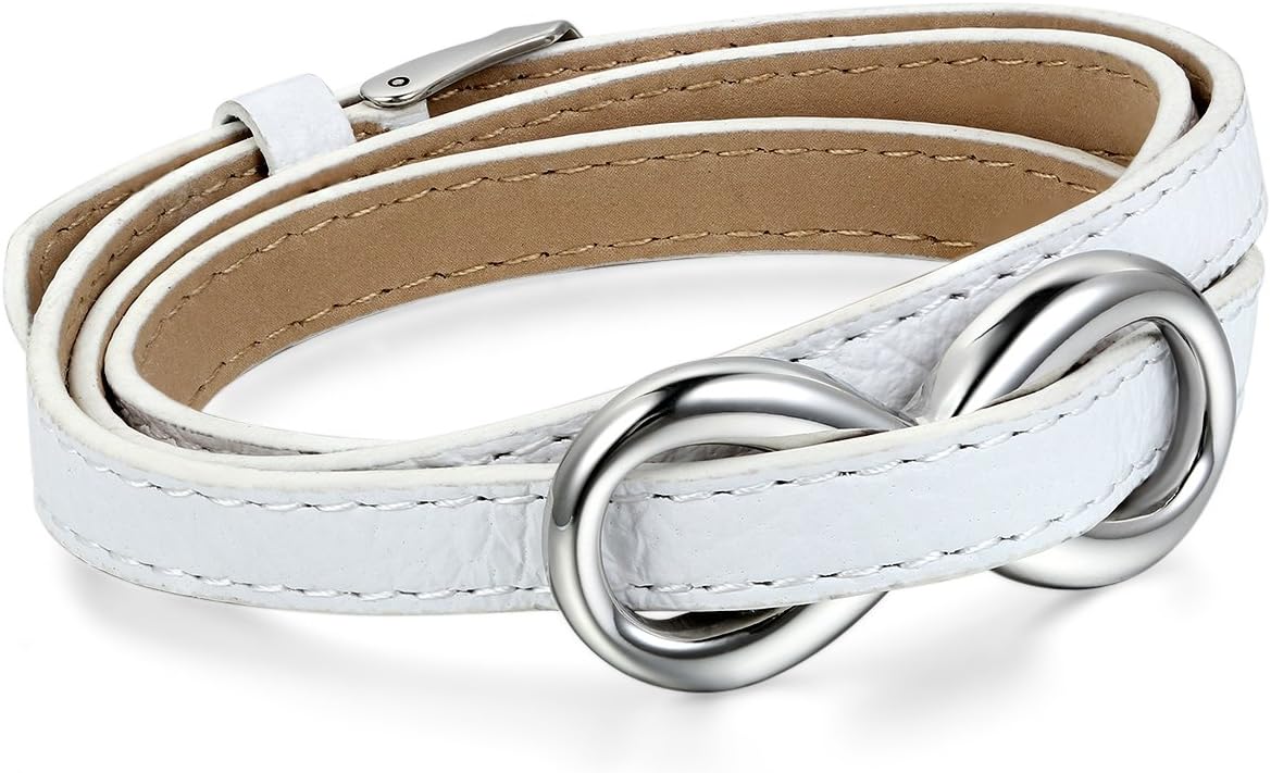 Leren Armband met Zwart Infinity Symbool en sluiting– Gepersonaliseerd – Mannen sieraden.nl Leren Armband met Zwart Infinity Symbool en sluiting– Gepersonaliseerd – Mannen sieraden.nl