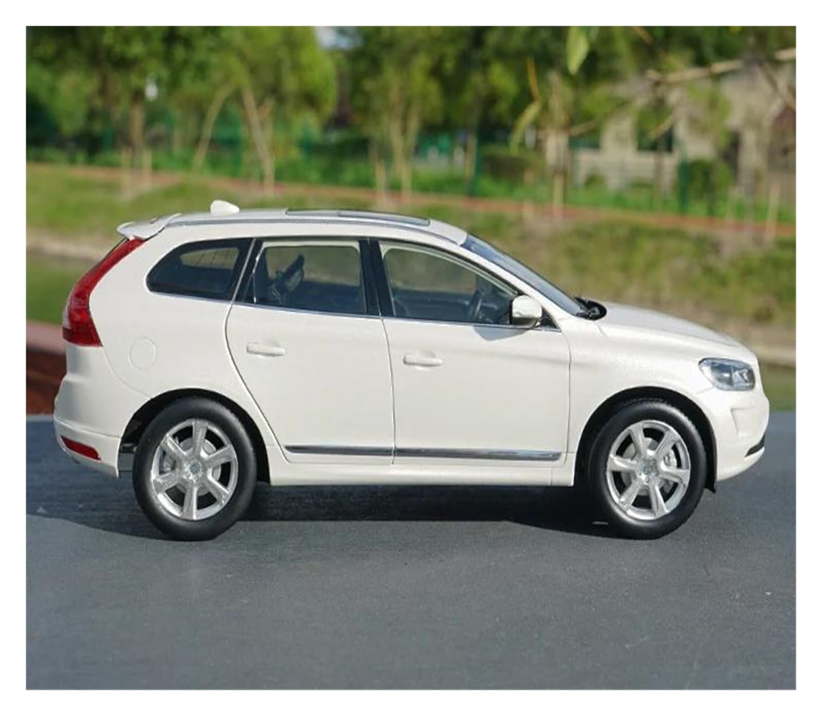 Auto In Miniatura Modellino Auto In Lega, Scala 1 18, Per Volvo XC60 SUV, Veicoli In Metallo Pressofuso, Collezione Di Modelli