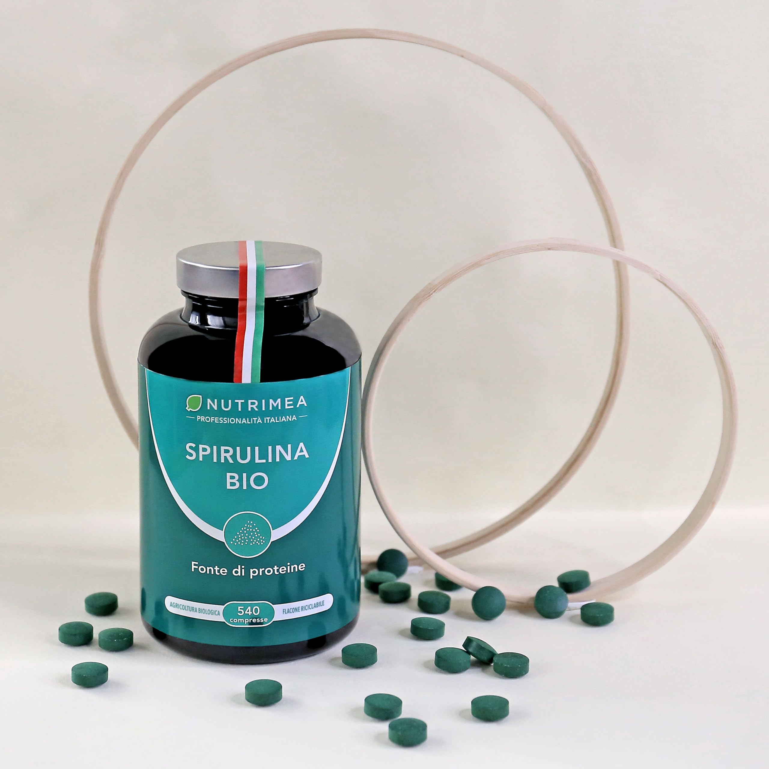 SPIRULINA BIOLOGICA PURA | 540 Compresse | 1500 mg | Ricca di Proteine, Ficocianina, Vitamine e Minerali | Energia e Difese Immunitarie | 100% Naturale | Nutrimea