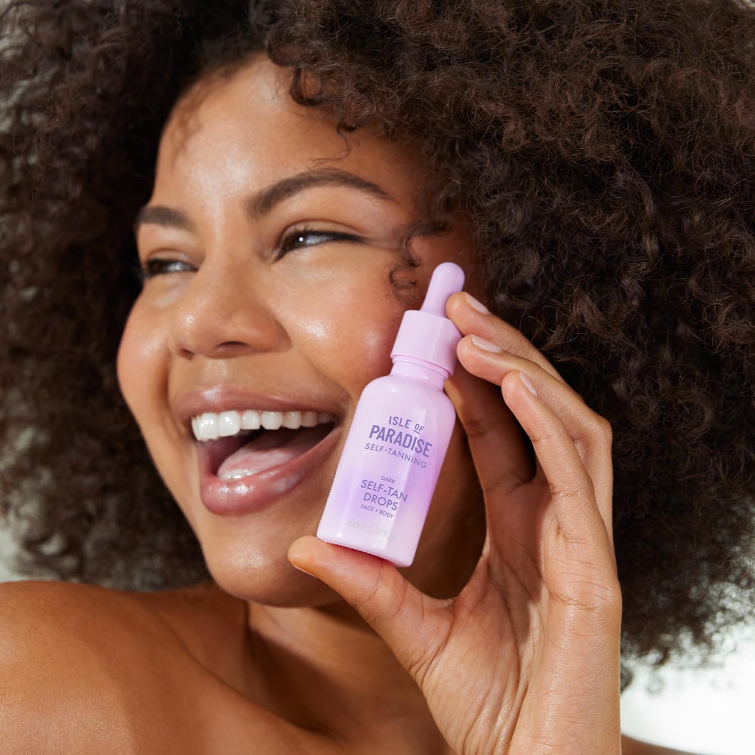 Isle of Paradise Self Tanning Face & Body Drops - Dark - Brightens & Evens Skin Tone - Self Tanner Drops for Bronzed & Glowing Skin - Vegan and Cruelty Free - 30mL