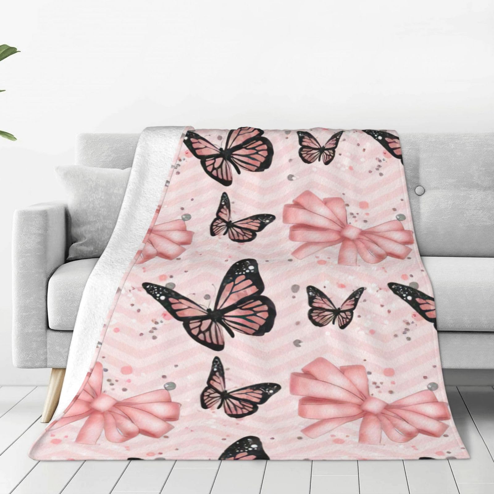 Couverture polaire chaude pour des soirées cocooning sur le canapé
