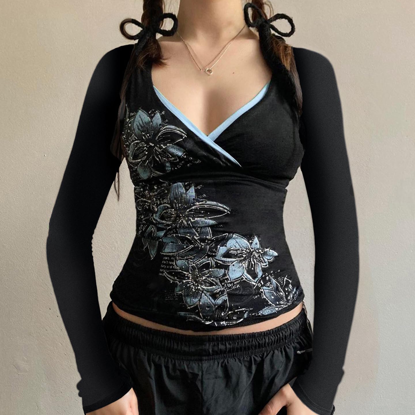 Womens Y2K Grunge Vintage Floral Long Sleeve Shirts Graphic V-Neck Sexy Tops 2000s Emo Clothes Cute Teen Girls Top