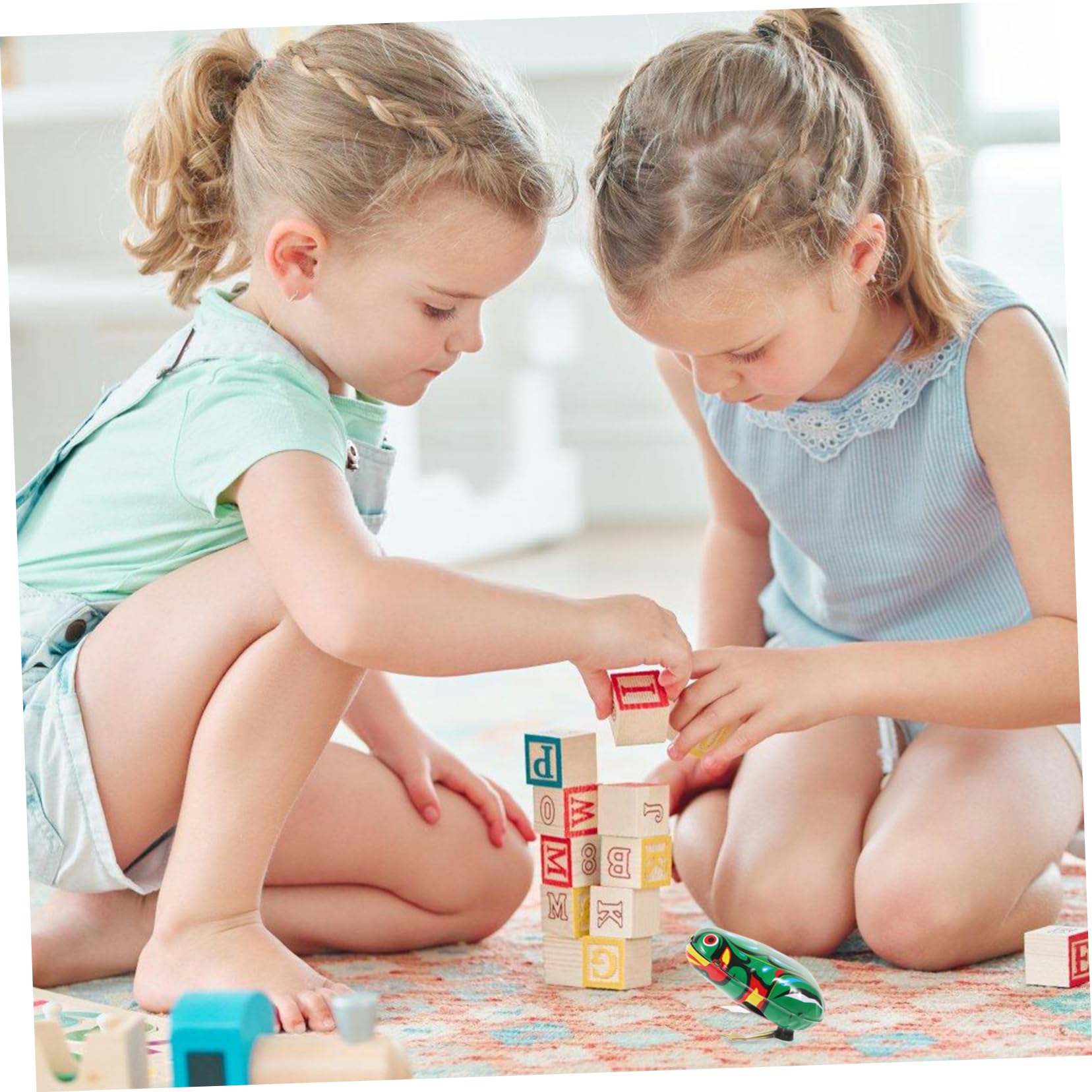 VANZACK 8Pcs Wind Up Frog for Retro Clockwork Jumping Frogs Creative Educational Cartoon Playthings for Green