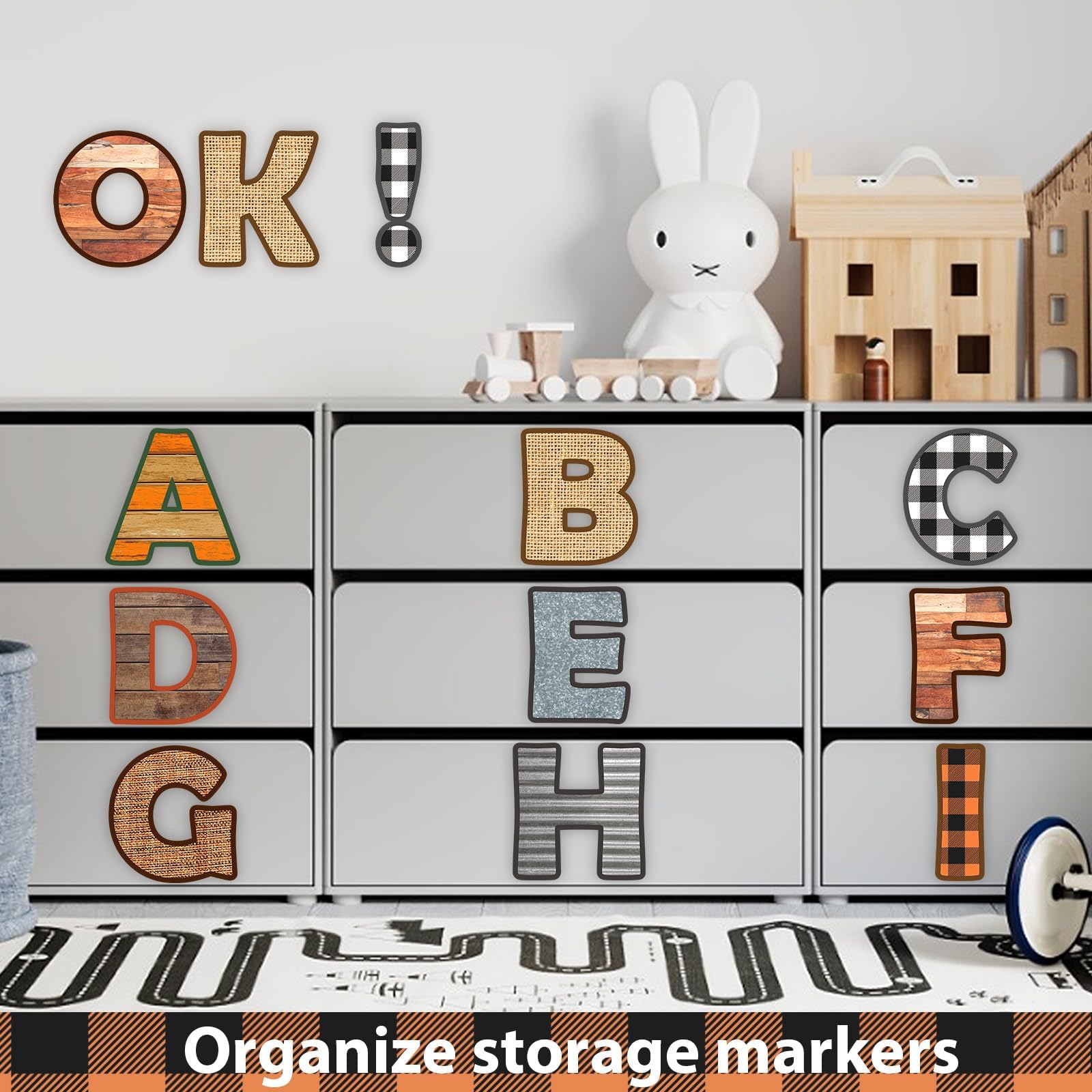 Qyeahkj Pinnwand-Buchstaben Set – 260 Teile Schwarz Kariert Mit Rennwagen-Design Für Klassenzimmer & Deko