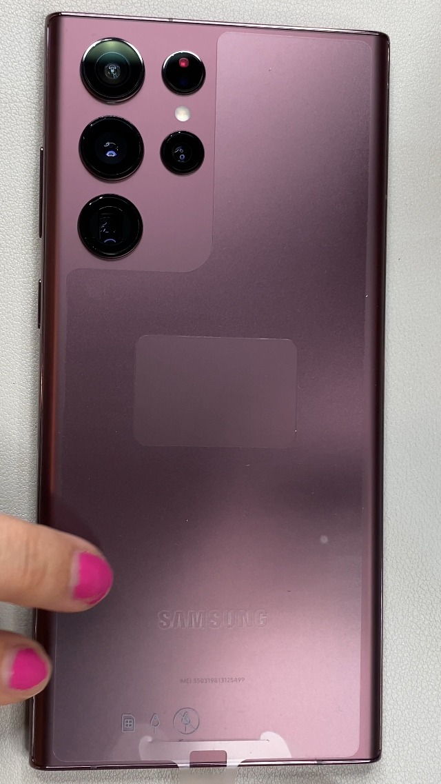 Watch Samsung Galaxy S22 Ultra Smartphone - Burgundy - 256GB on