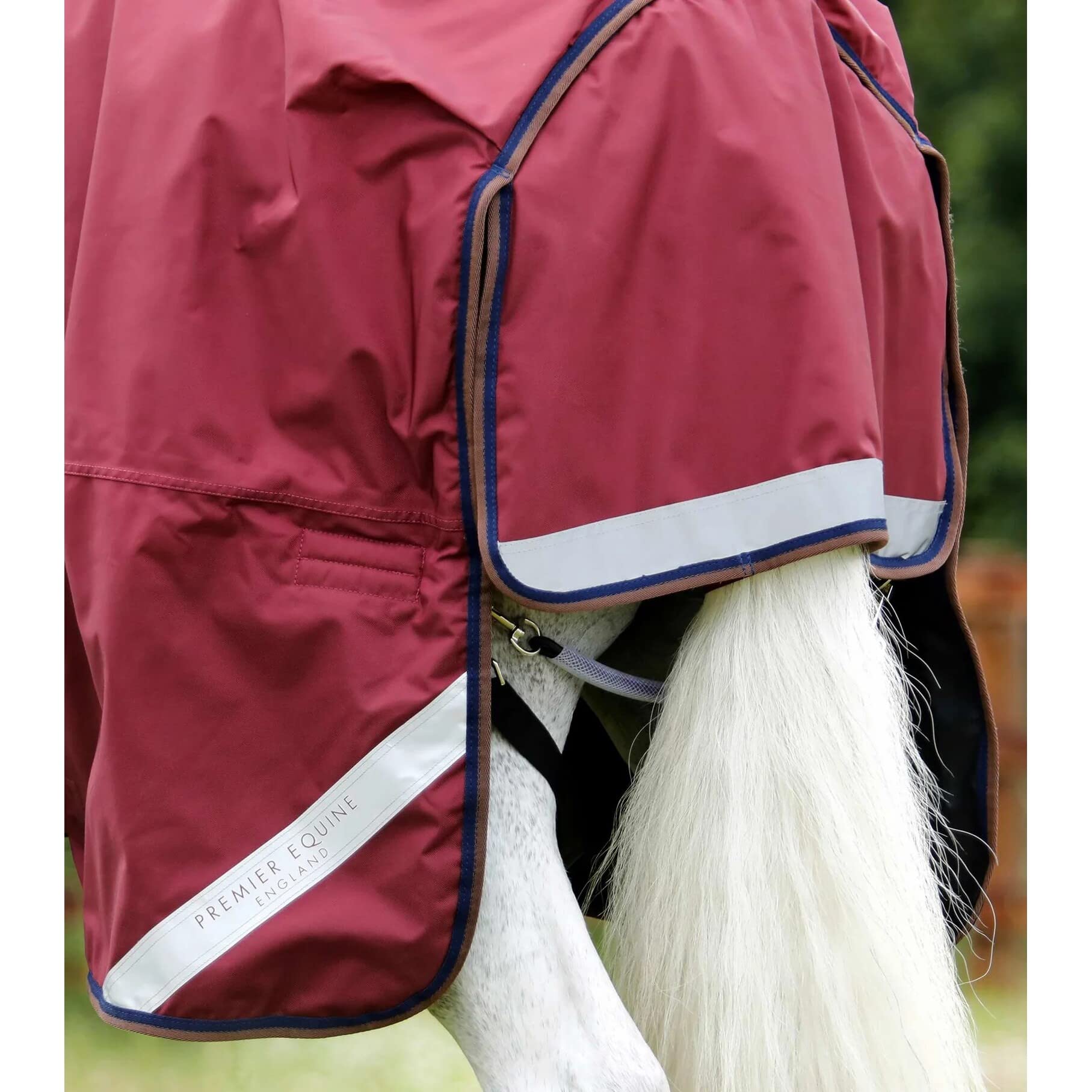 Coperta impermeabile per cavalli con copricollo Premier Equine Buster 400 g