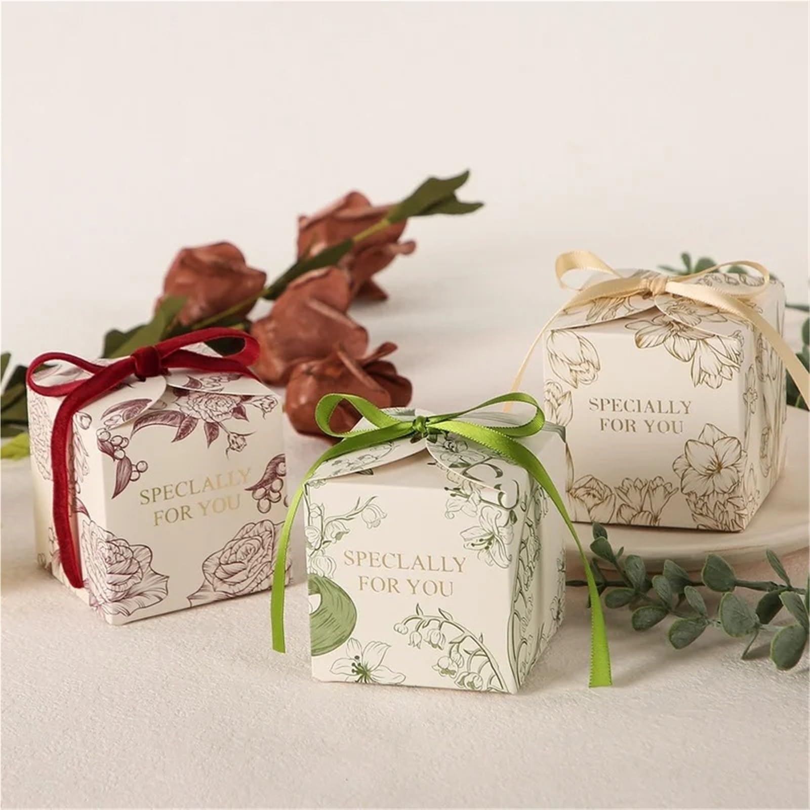 Square Sweet Boxes Wedding Favors Candy Box Candy Bag Christmas Birthday Party Decoration Candy Packaging Box for Guests per Regalo(Brown,100PCS_7X7X7 CM)