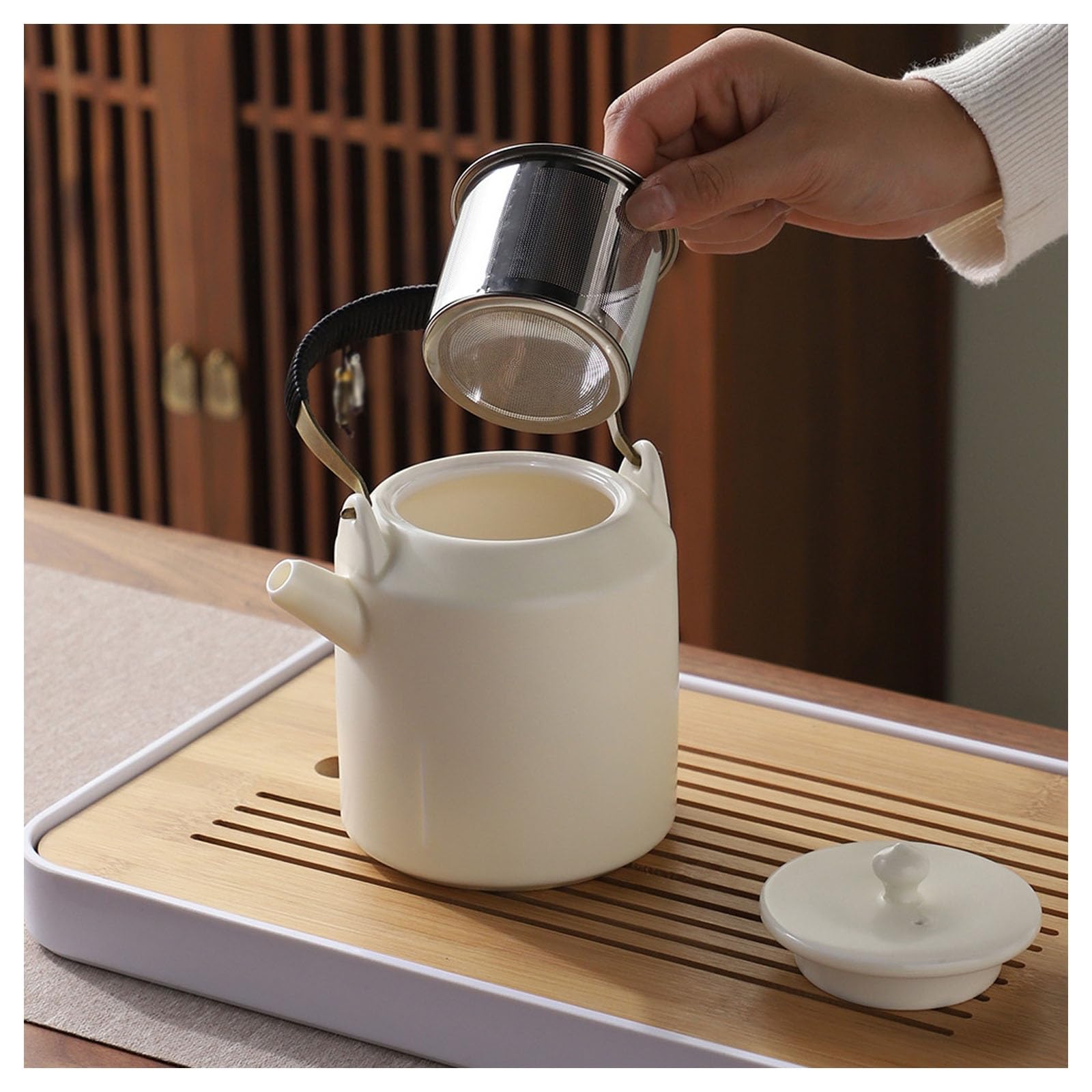 Porcelanowy czajniczek w stylu vintage, 600 ml, odporny na wysokie temperatury, ceramiczny czajnik na ceremonię parzenia herbaty, idealny do parzenia herbaty i kawy, elegancki design, do codziennego
