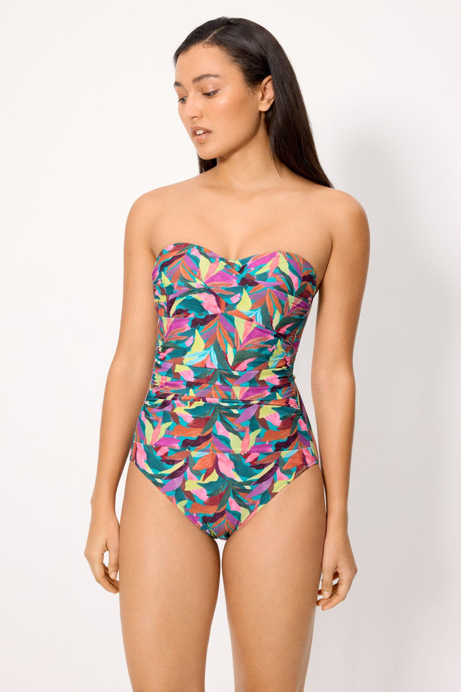 YSABEL MORA. Bañador Reductor Bandeau Alta Compresión Copa B. Moldea Cuerpo CREA Efecto Cintura Avispa Figura Reloj de Arena. Relleno Extraíble para Ajuste Cómodo y Favorecedor .Colección Turquoise.