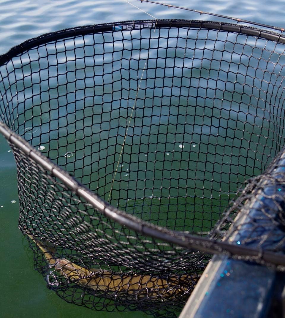Predator Series XL Musky Net – Heavy-Duty, Fish-Safe, 70 lb Capacity, T-Grip Handle, Made in USA