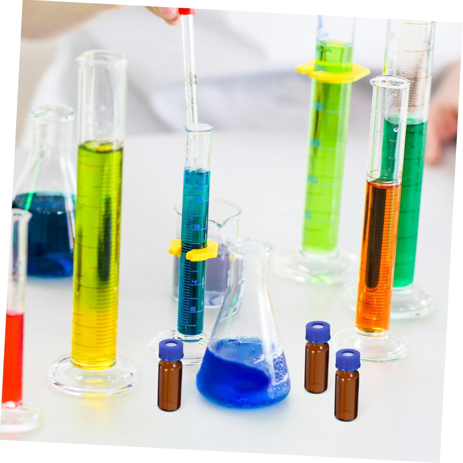 100pcs Glass Vials Caps Tiny Sampling Bottles for Lab and Home Storage Secure Seal for Liquid Preservation for Reagents and Sample Collection