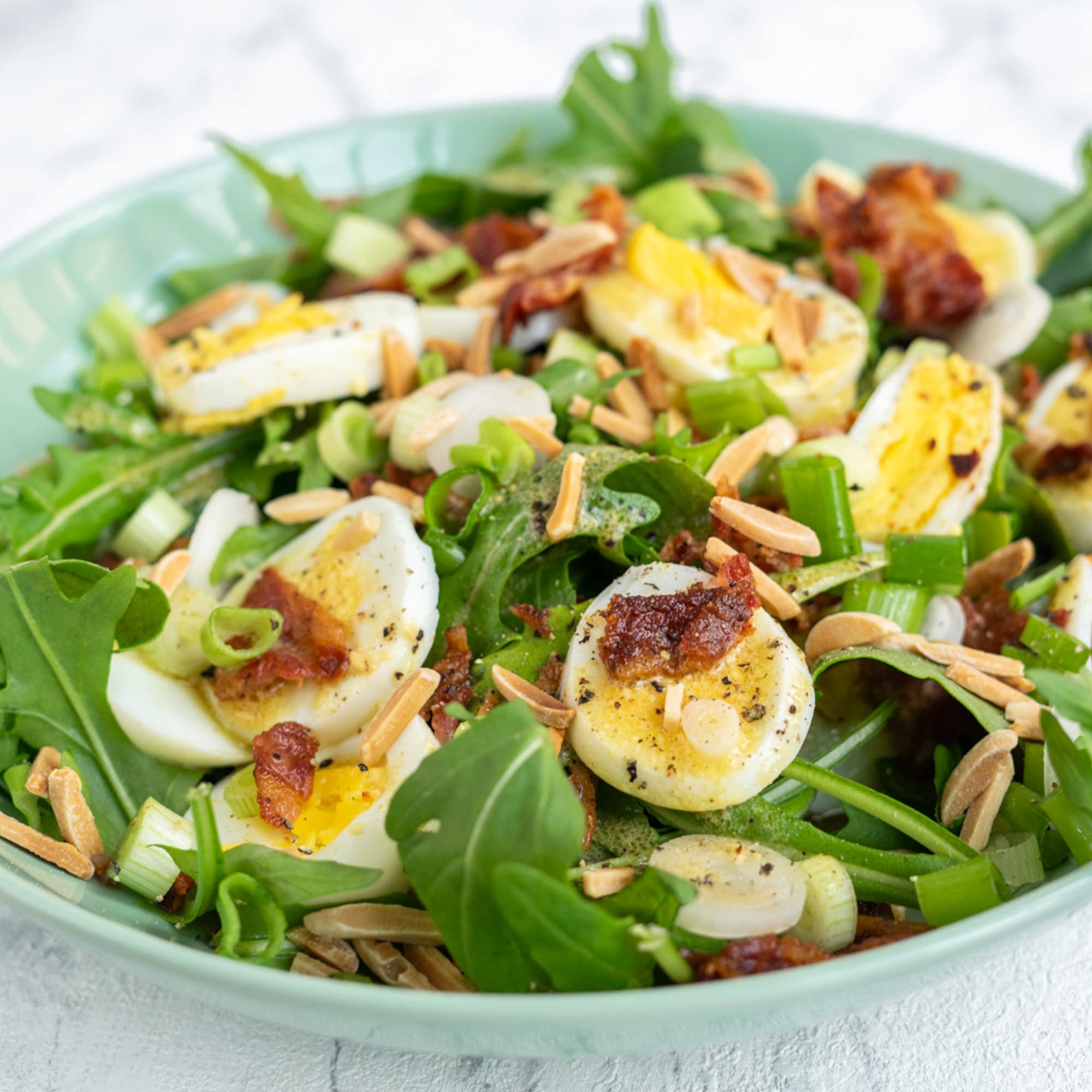 Simply Keto Challenge Buch - Das Buch zur Keto Challenge mit 70+ Rezepten - Dein Weg zur Ketose in nur 30 Tagen