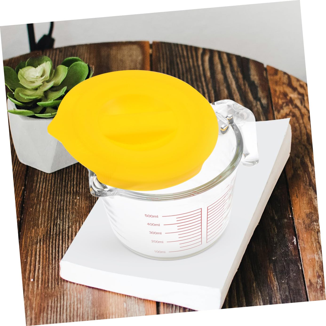 Taza Medidora de Vidrio de 500ml con Tapa y Escala