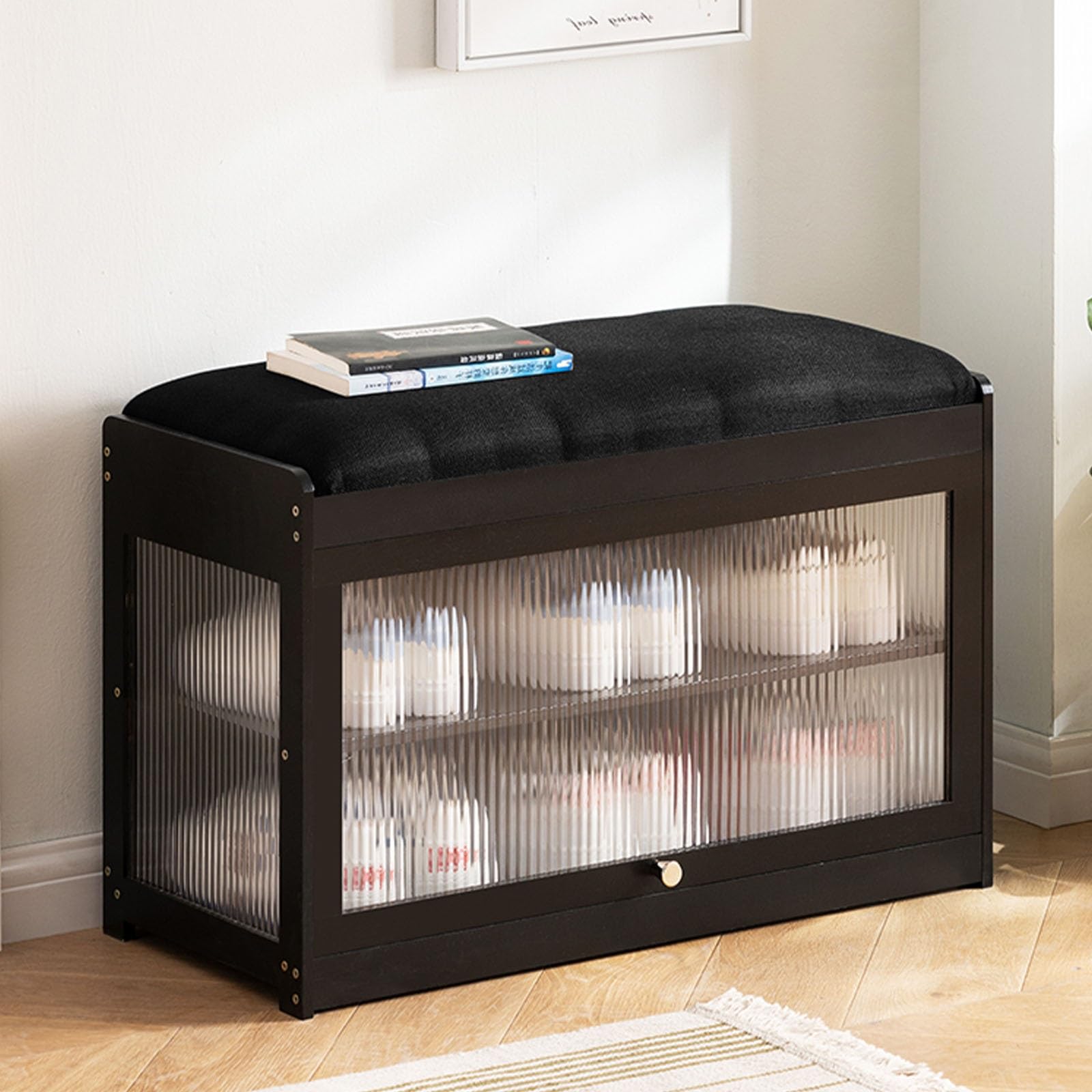 Banc Sto acrylique noir pour éviter le mal de dos en se chaussant