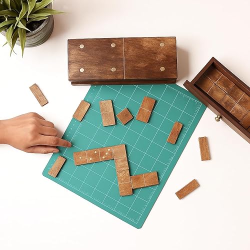 Miniatura 3 de GoCraft Juego de dominó de madera hecho a mano | Juego de dominó doble de seis tamaño profesional con caja de almacenamiento de madera decorativa