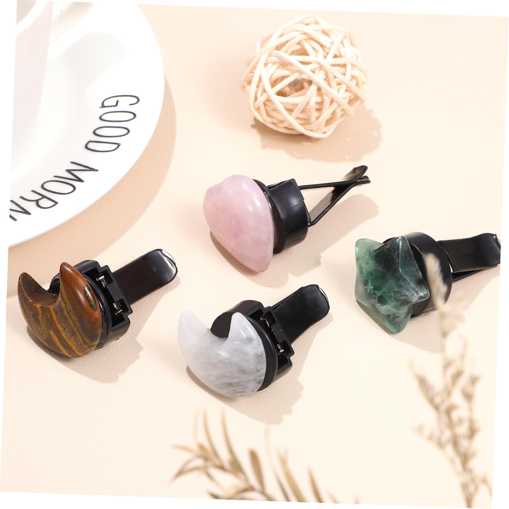 ULTECHNOVO 8pezzi Clip Aromatiche Per Bocchette Aria Auto Diffusori Di Essenziale Con Design Forma Di Stella e Cuore Accessori Decorativi Per Interni Auto