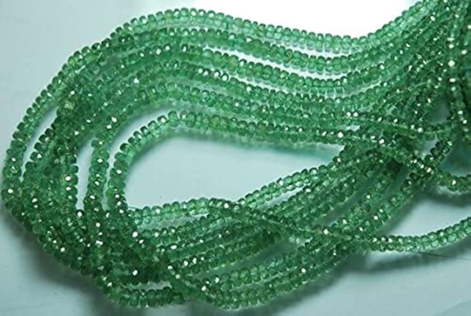 Kyanite verte naturelle en rondelles facettées LKBEADS pour haute joaillerie